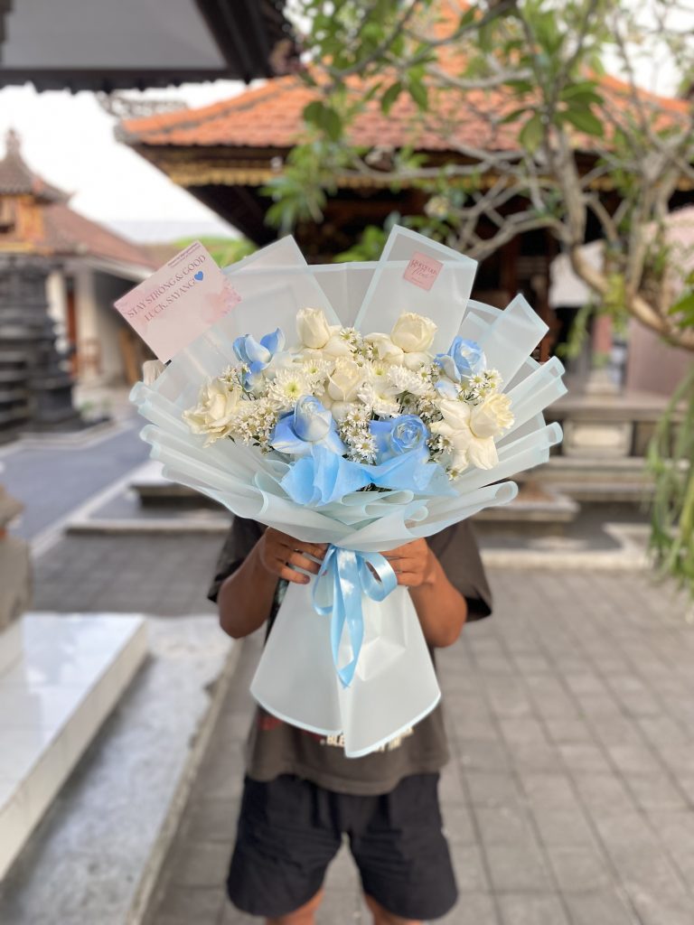 Bouquet fresh flowers white blue