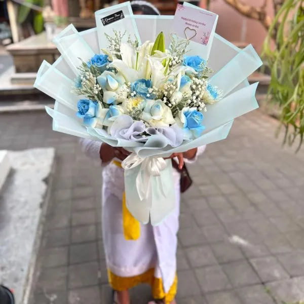 bouquet fresh flowers lily mix colorspray blue