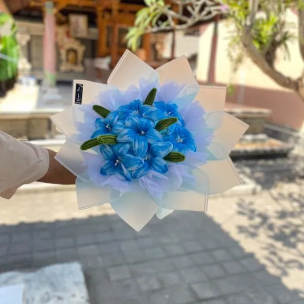 bouquet pipe cleaner rounded lily