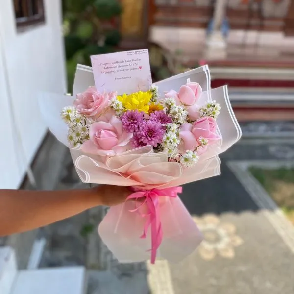 bouquet fresh flowers mix
