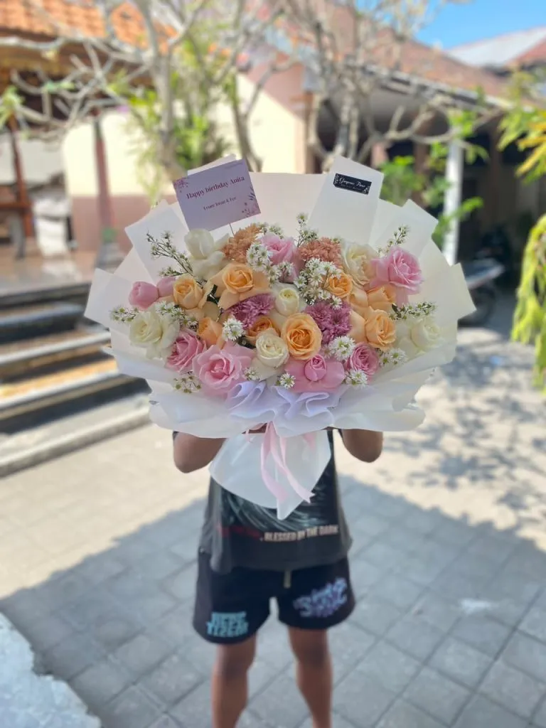 bouquet fresh flowers mix